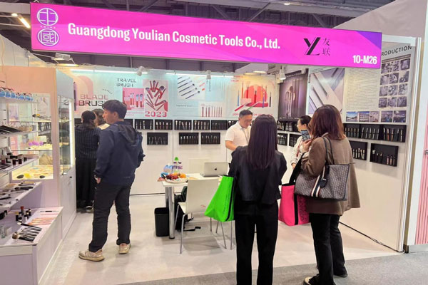 Concentrez-vous sur le 26e Hong Kong Asie-Pacifique Cosmoprof | Yoly Group Charm Début!