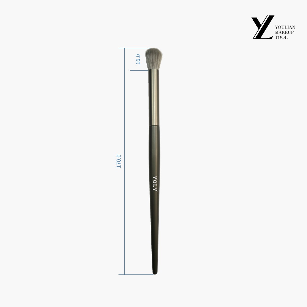 Brosse de fard à paupières à la tache de feu